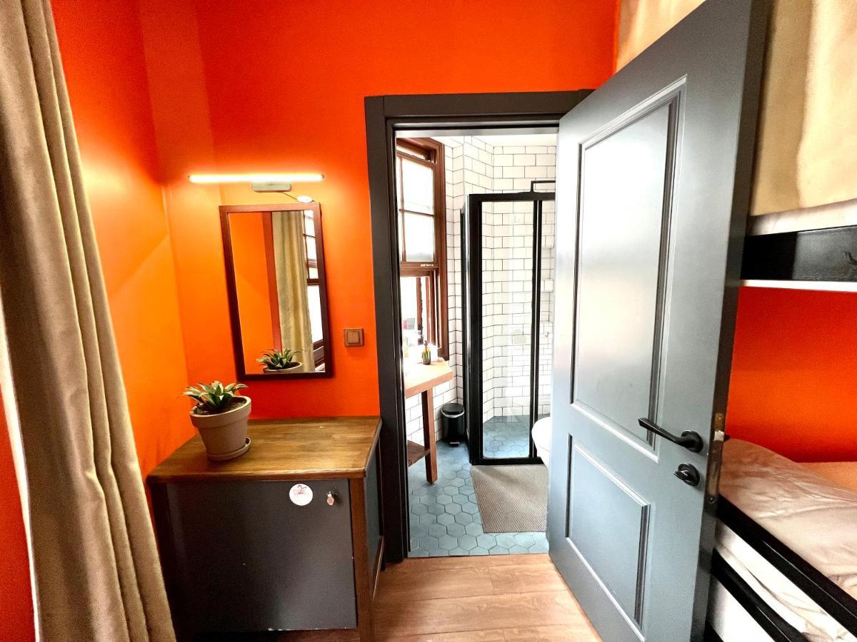 Hostel Le Banc Istanbul Exterior photo