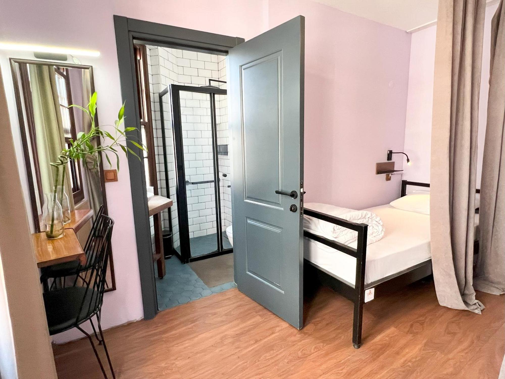 Hostel Le Banc Istanbul Exterior photo
